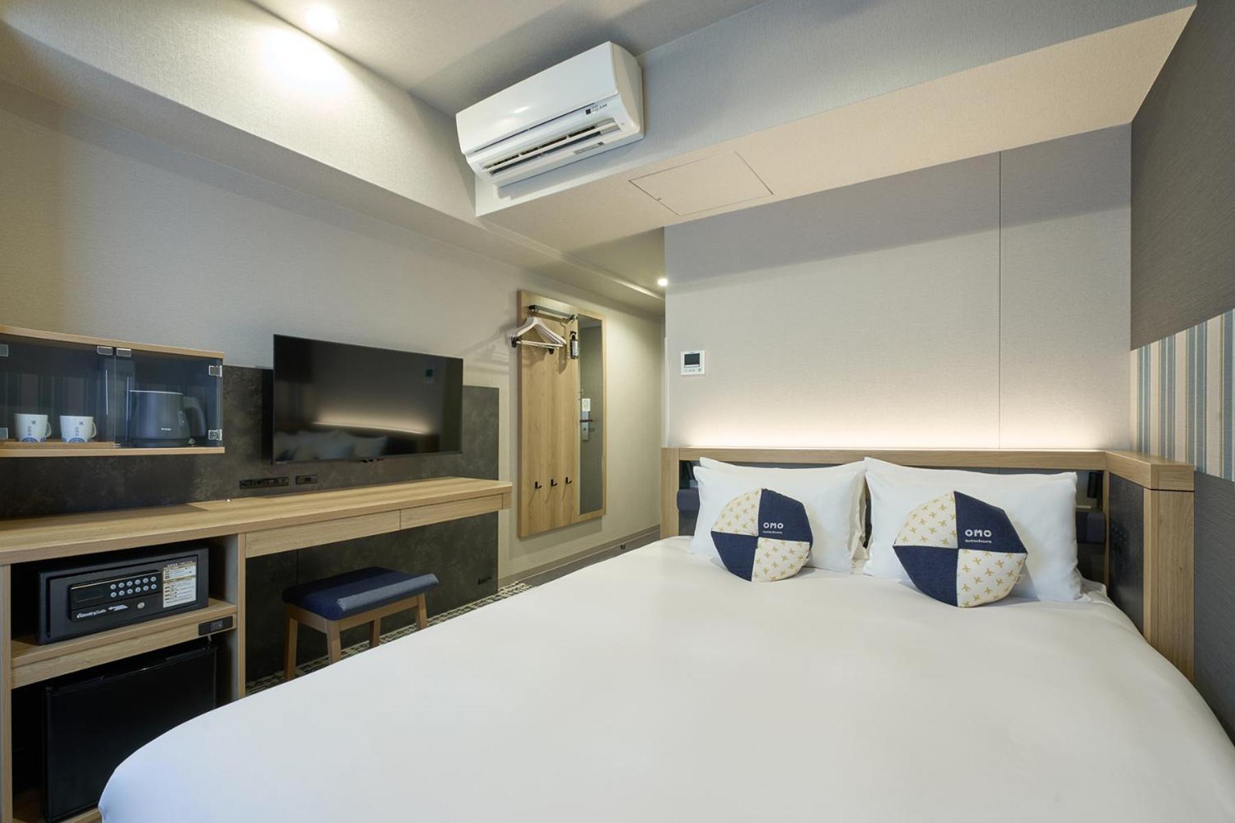 Omo Kansai Airport By Hoshino Resorts Izumisano Bagian luar foto A room at Hotel Winstar Kobe
